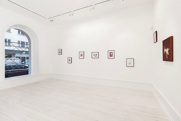 From left to right: Yoshitomo Nara, Untitled, 1989-1993; Untitled, 1991; Untitled, 1989-1993; Untitled, 1989-1993; Untitled, 1989-1993; Untitled, 1989-1993; Untitled, 1989-1993; Links Rum, 1999